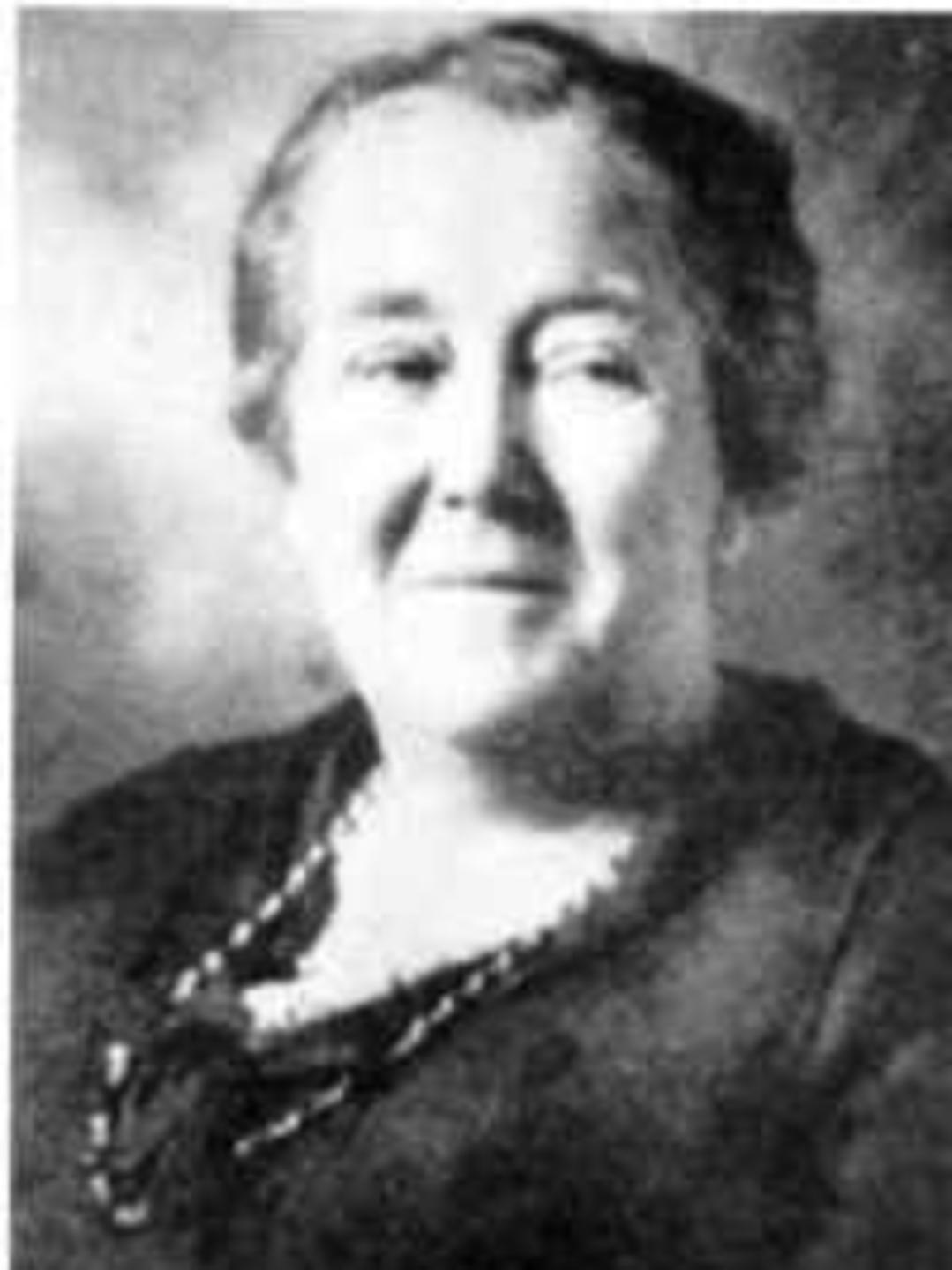 Christina Burt (1857 - 1927) Profile
